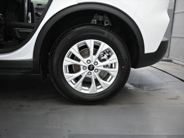 new 2025 Ford Escape car, priced at $29,687