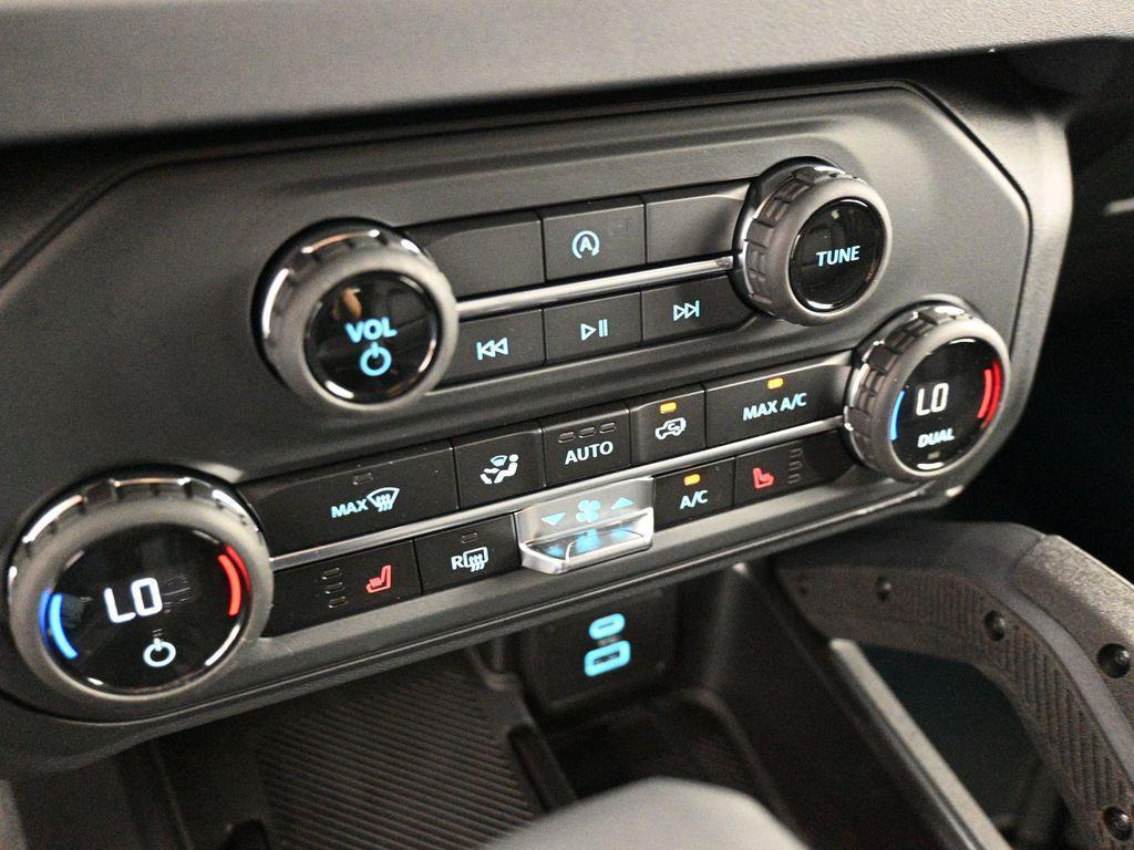 new 2025 Ford Bronco car, priced at $51,190