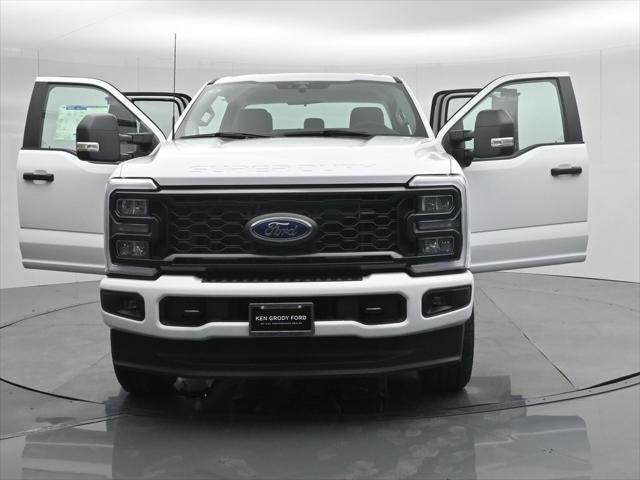 new 2024 Ford F-350 car, priced at $61,405