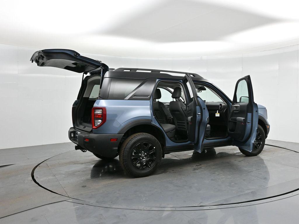 new 2025 Ford Bronco Sport car, priced at $43,825
