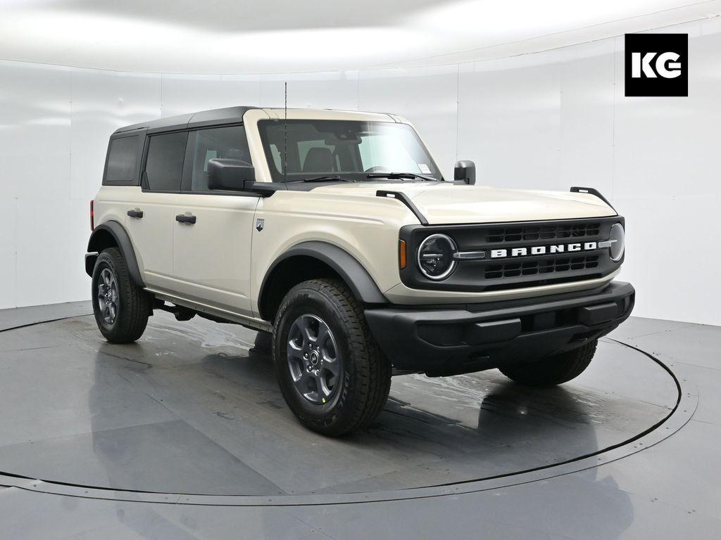 new 2025 Ford Bronco car, priced at $44,510