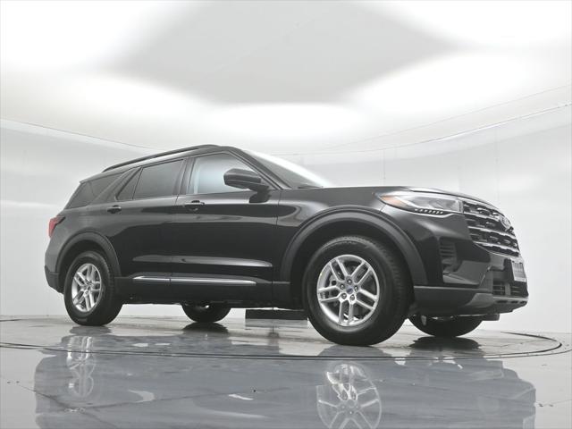 new 2025 Ford Explorer car, priced at $40,645
