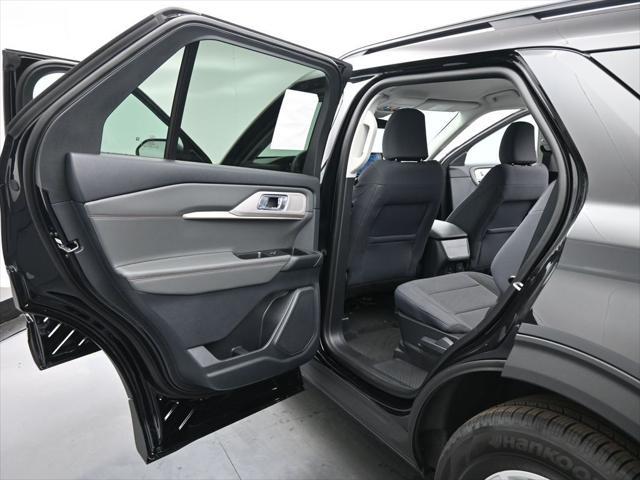 new 2025 Ford Explorer car, priced at $40,645