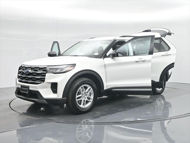 new 2025 Ford Explorer car, priced at $44,245