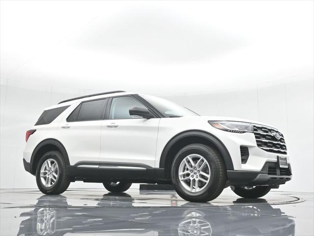 new 2025 Ford Explorer car, priced at $44,245