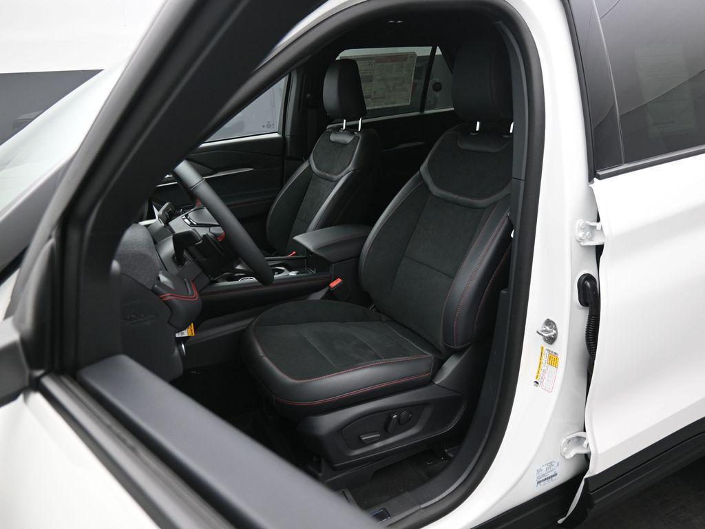 new 2025 Ford Explorer car, priced at $62,105