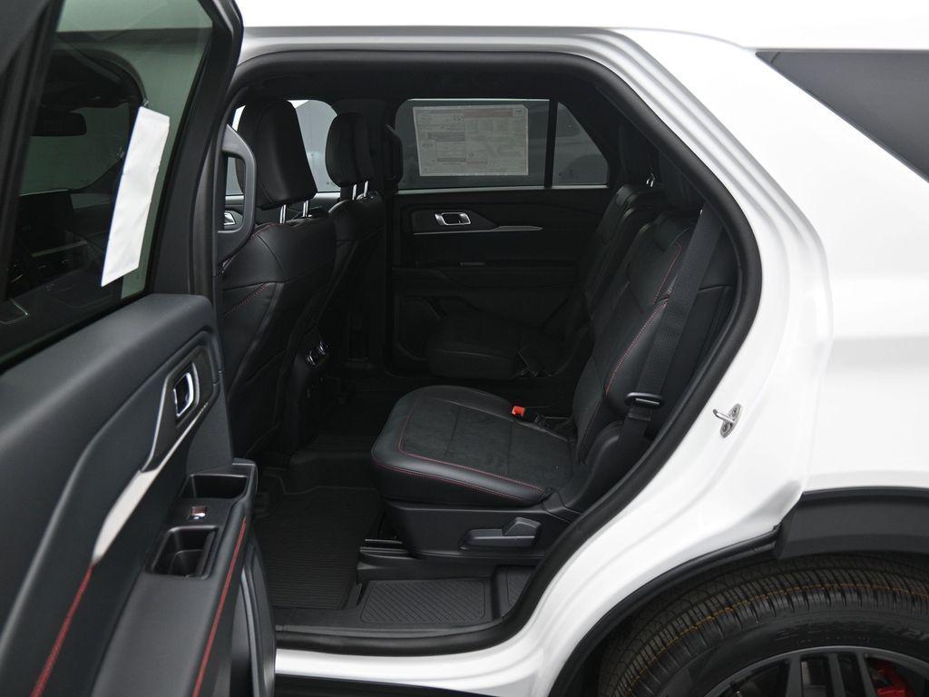 new 2025 Ford Explorer car, priced at $62,105