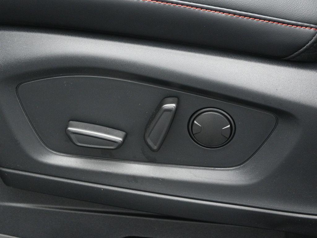 new 2025 Ford Explorer car, priced at $62,105