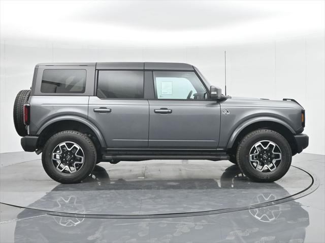 new 2024 Ford Bronco car, priced at $54,460