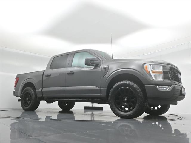 used 2021 Ford F-150 car, priced at $32,000