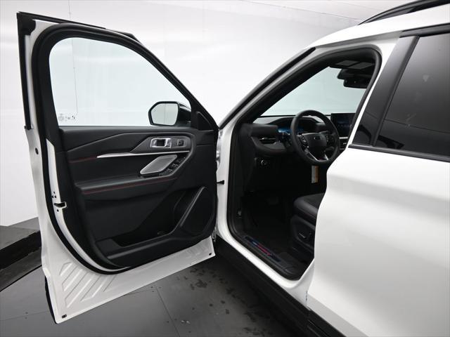 new 2025 Ford Explorer car, priced at $57,860