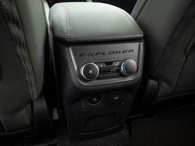 new 2025 Ford Explorer car, priced at $42,062