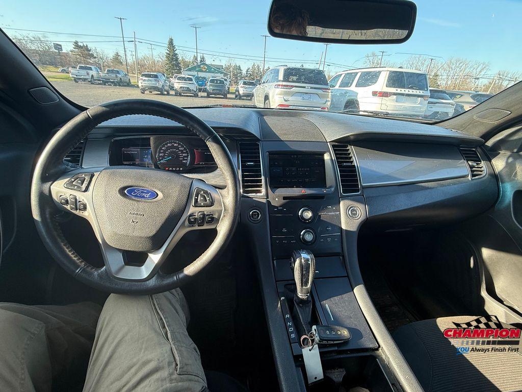used 2015 Ford Taurus car, priced at $6,200