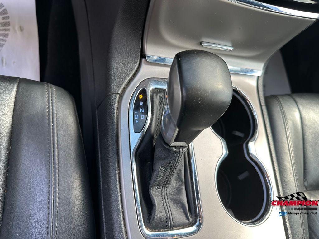 used 2021 Jeep Grand Cherokee car, priced at $22,274
