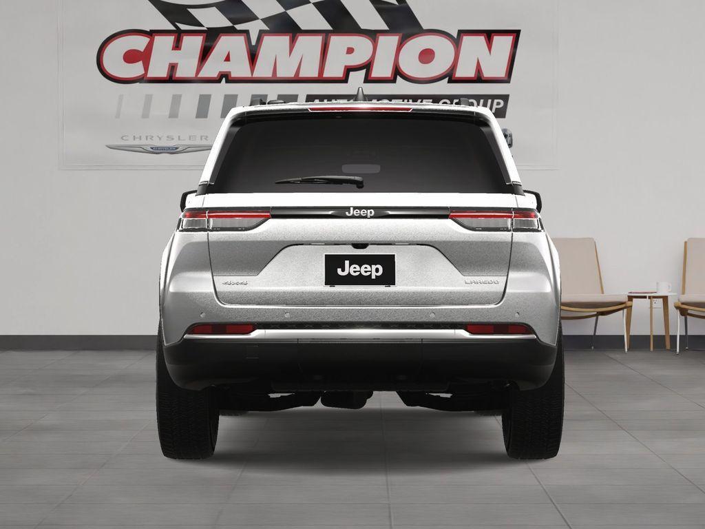 new 2024 Jeep Grand Cherokee car, priced at $39,882