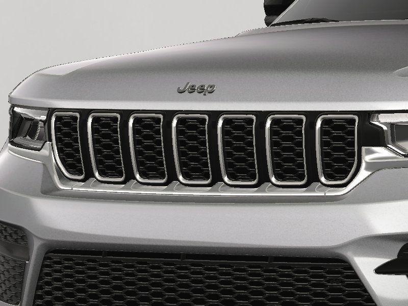 new 2024 Jeep Grand Cherokee car, priced at $39,882