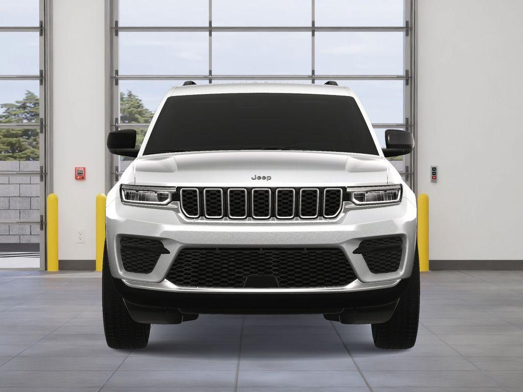 new 2024 Jeep Grand Cherokee car, priced at $35,882