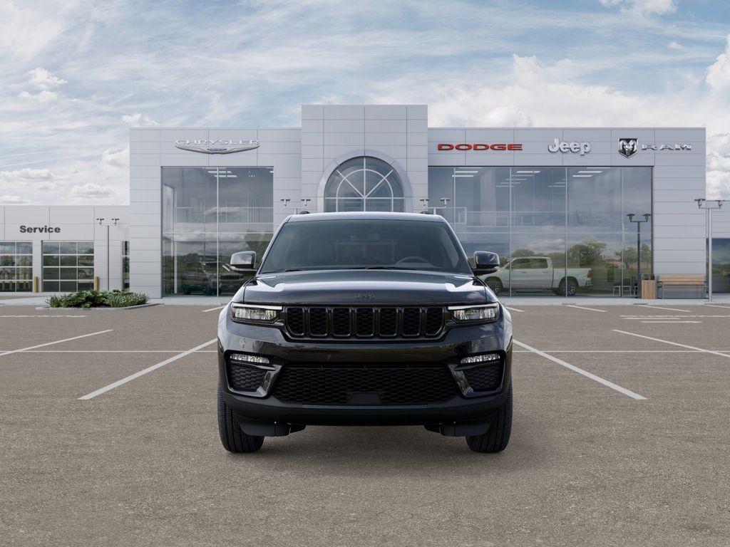 new 2025 Jeep Grand Cherokee car, priced at $44,685