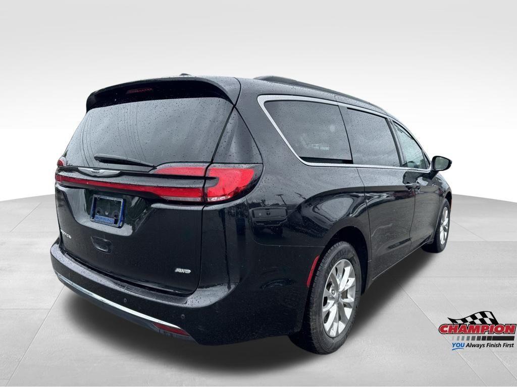 used 2022 Chrysler Pacifica car, priced at $27,800