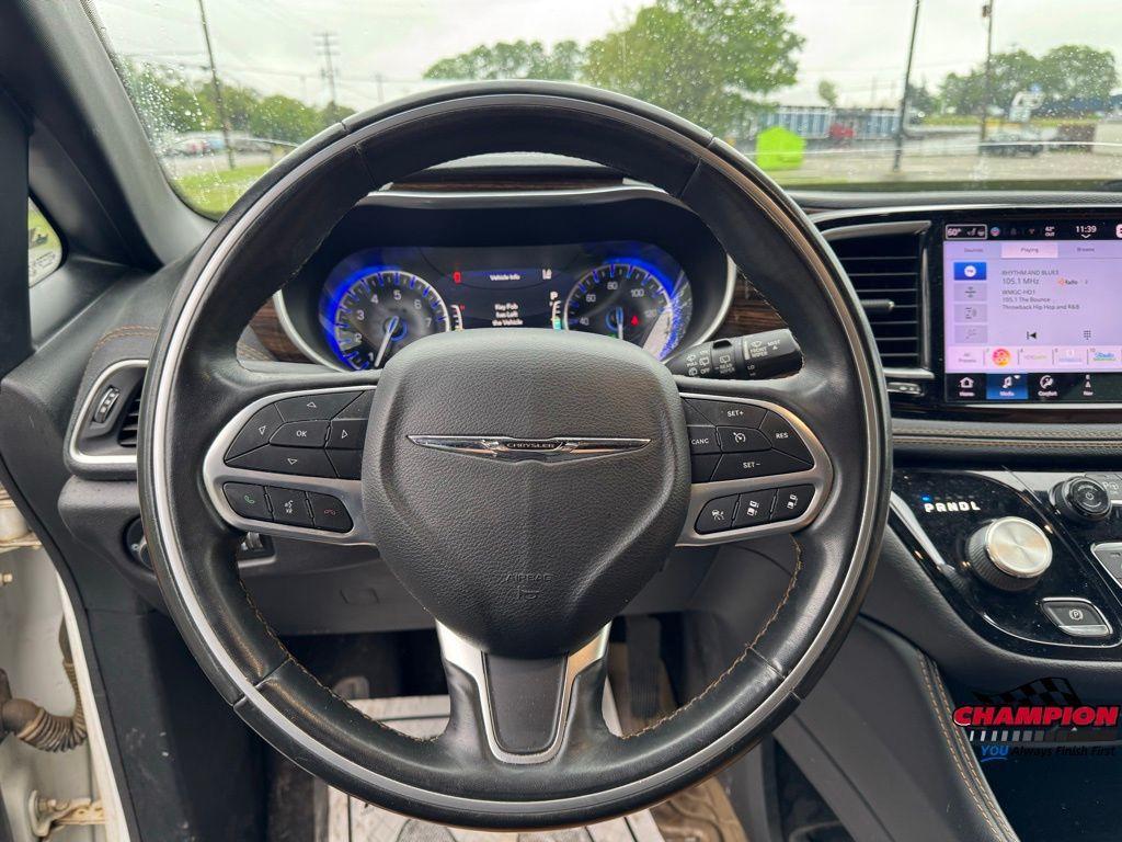 used 2021 Chrysler Pacifica car, priced at $28,295