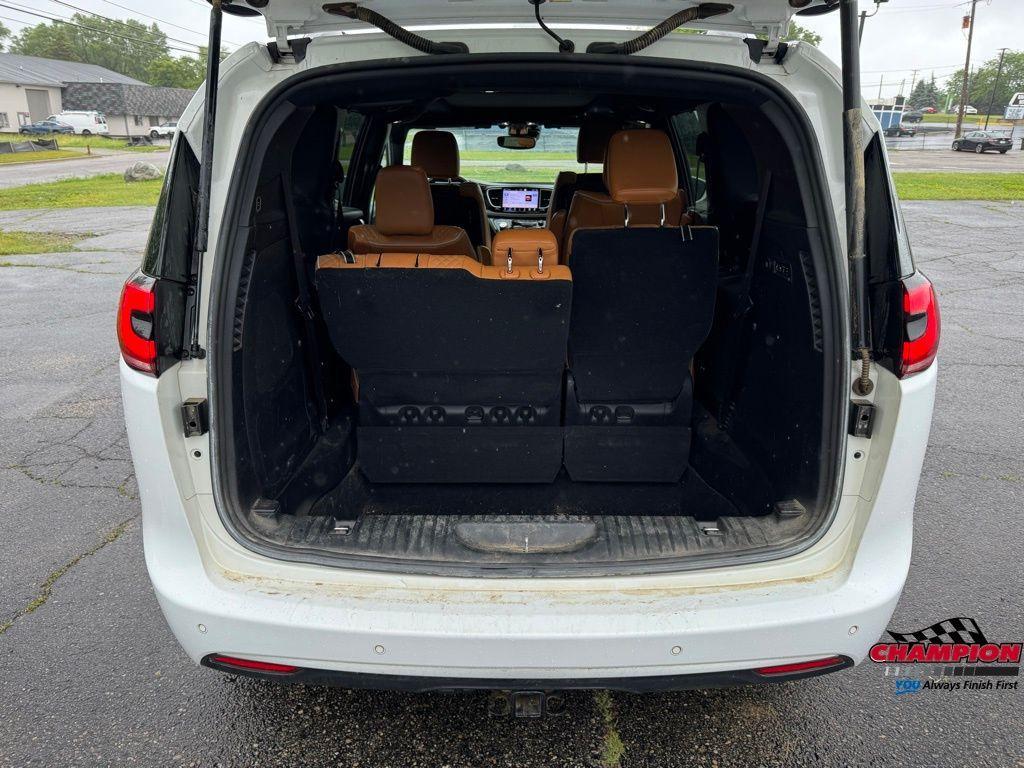 used 2021 Chrysler Pacifica car, priced at $28,295