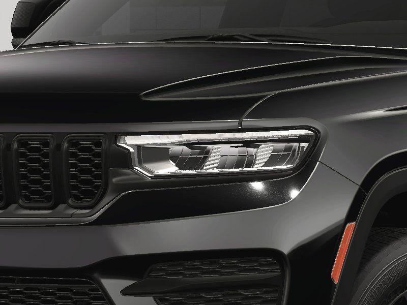 new 2025 Jeep Grand Cherokee car, priced at $41,373