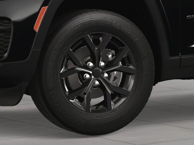 new 2025 Jeep Grand Cherokee car, priced at $41,373