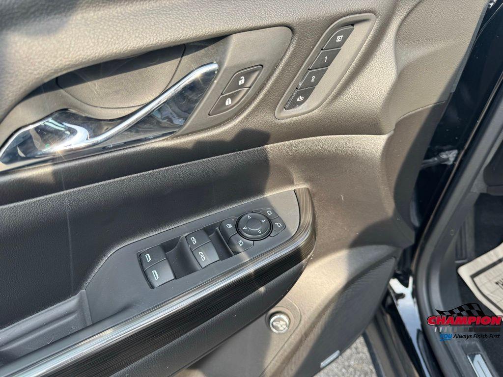 used 2023 GMC Acadia car, priced at $31,500