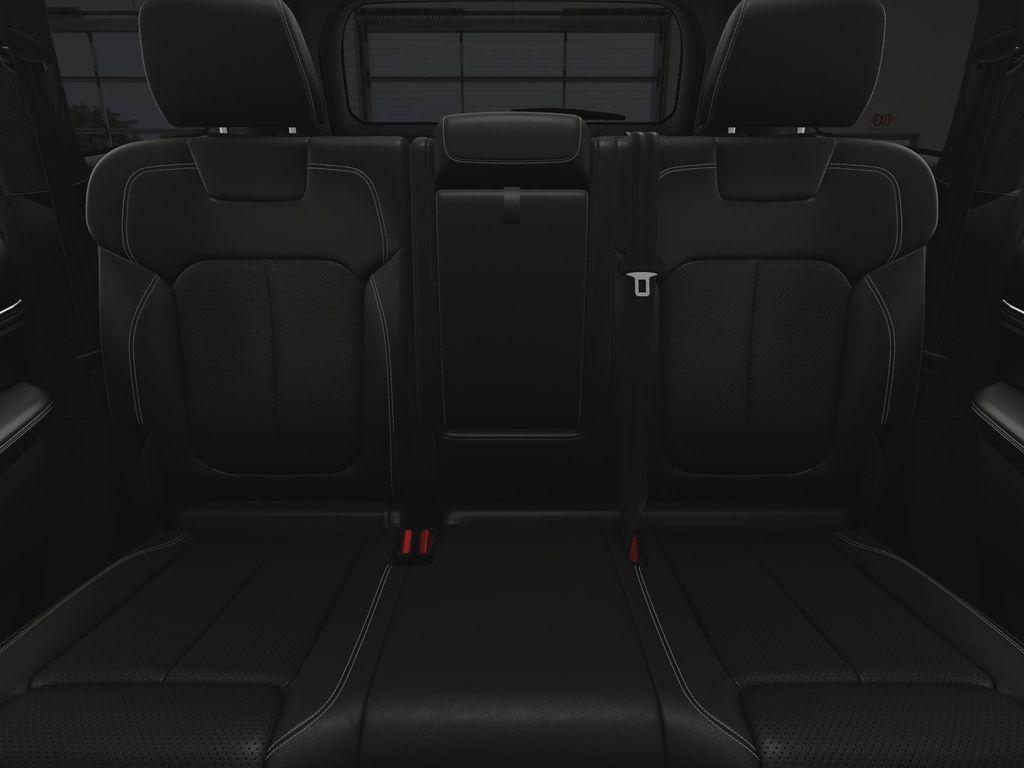 new 2025 Jeep Grand Cherokee car, priced at $59,183
