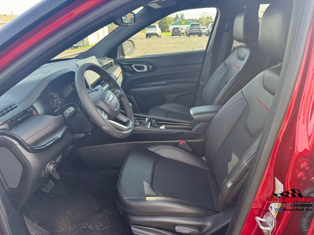 used 2025 Jeep Compass car, priced at $26,000