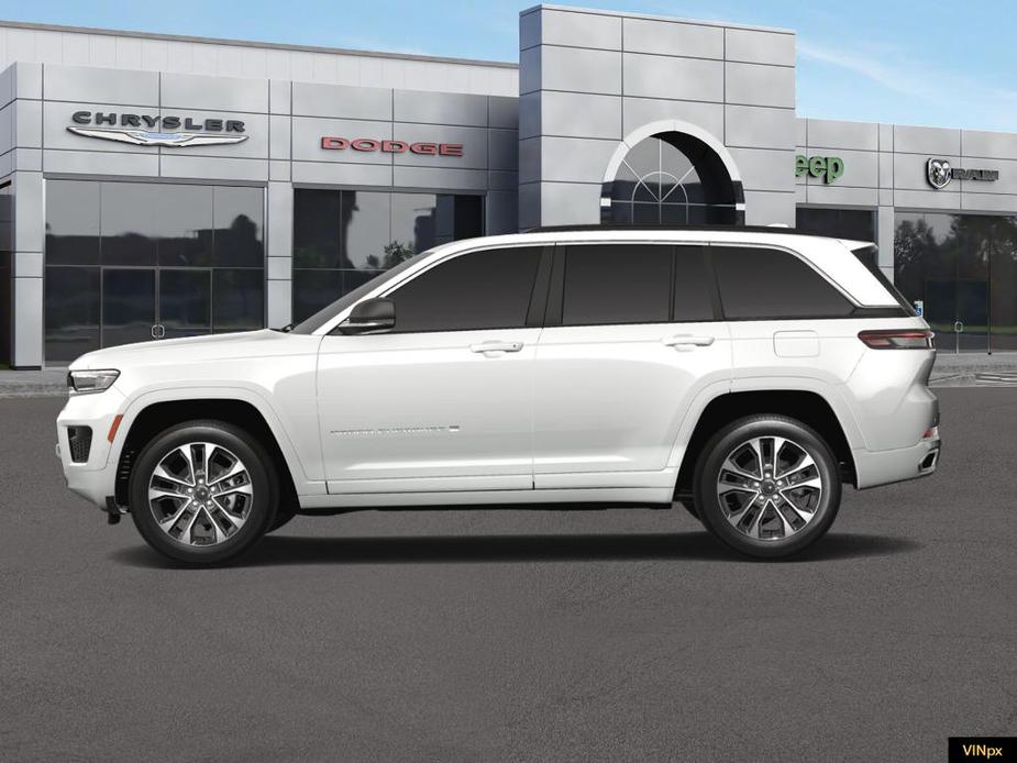 new 2024 Jeep Grand Cherokee car, priced at $52,737