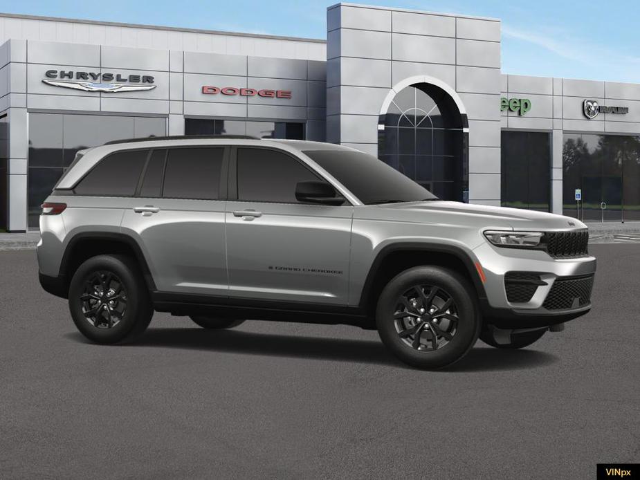 new 2024 Jeep Grand Cherokee car, priced at $40,746