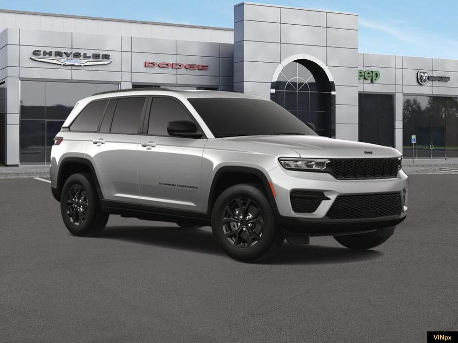 new 2024 Jeep Grand Cherokee car, priced at $40,746