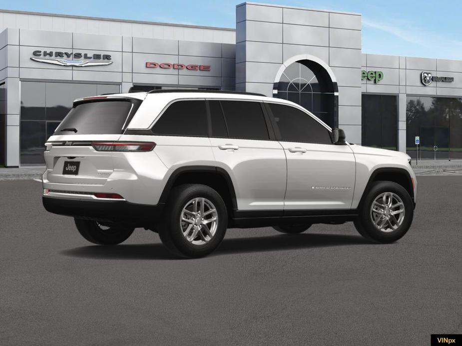 new 2024 Jeep Grand Cherokee car, priced at $38,015