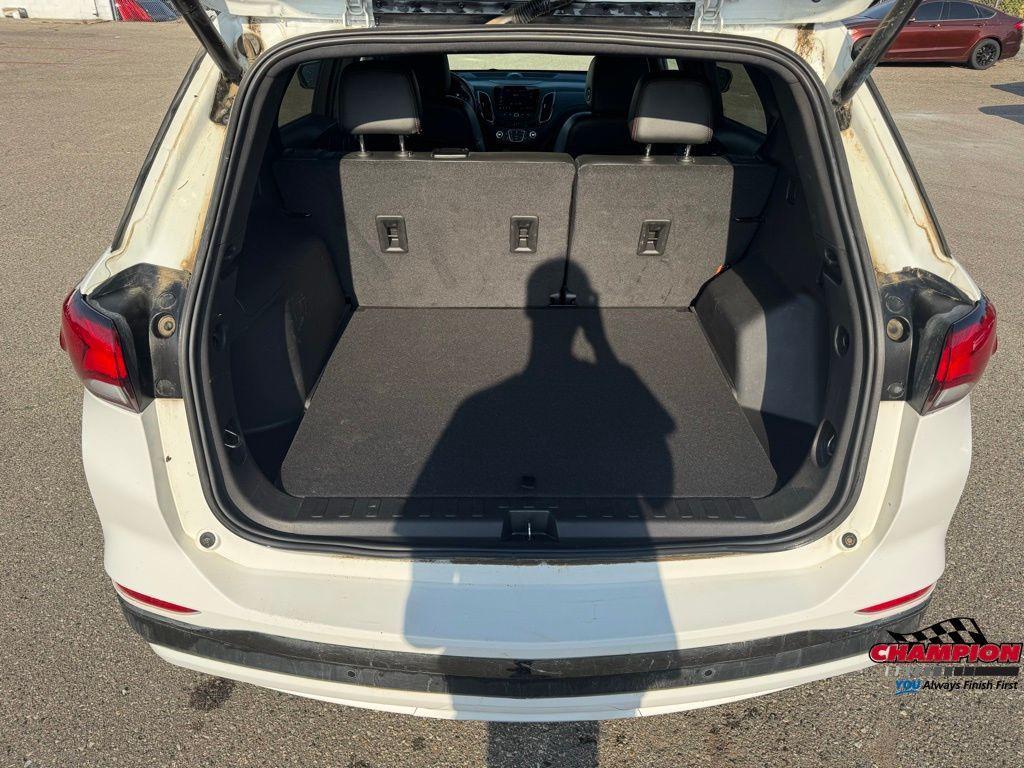 used 2022 Chevrolet Equinox car, priced at $25,219