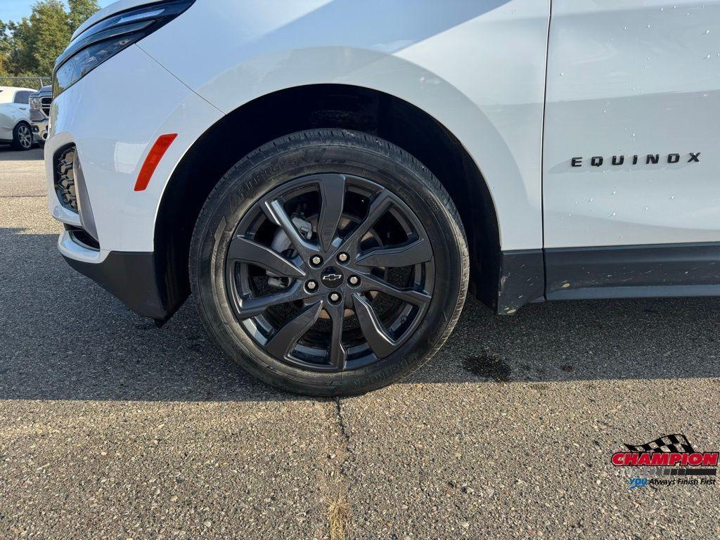 used 2022 Chevrolet Equinox car, priced at $25,219