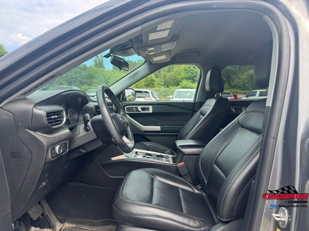 used 2022 Ford Explorer car, priced at $28,000