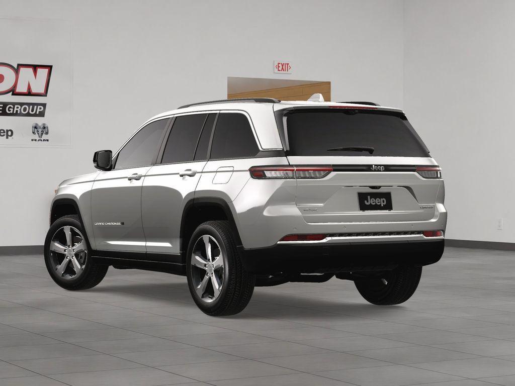 new 2025 Jeep Grand Cherokee car, priced at $48,861