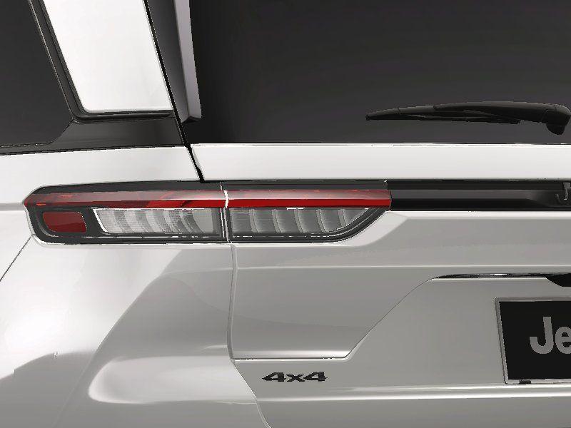 new 2025 Jeep Grand Cherokee car, priced at $41,901
