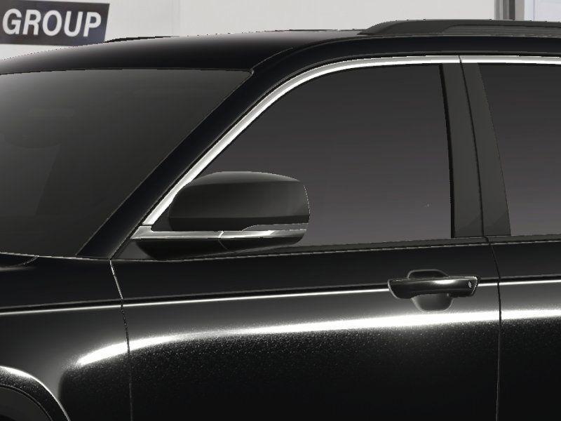 new 2025 Jeep Grand Cherokee car, priced at $43,355