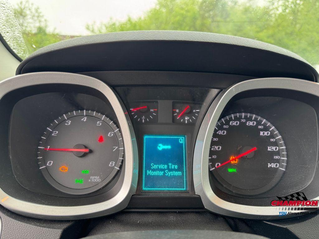 used 2015 Chevrolet Equinox car, priced at $4,000