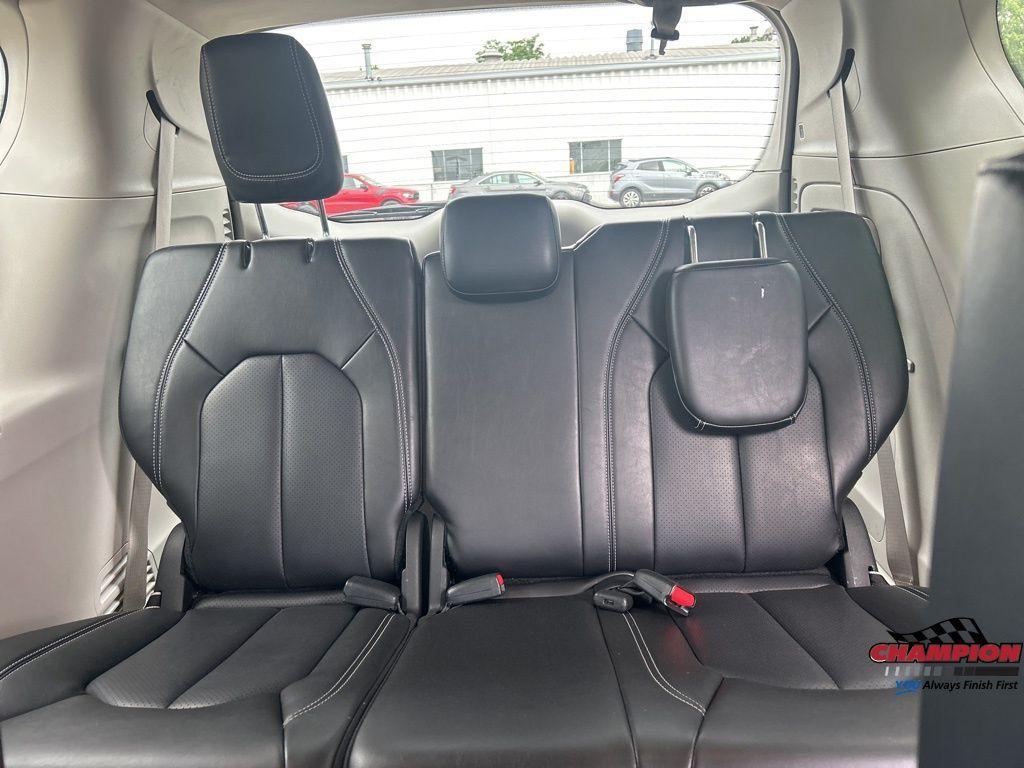 used 2023 Chrysler Pacifica Hybrid car, priced at $25,900