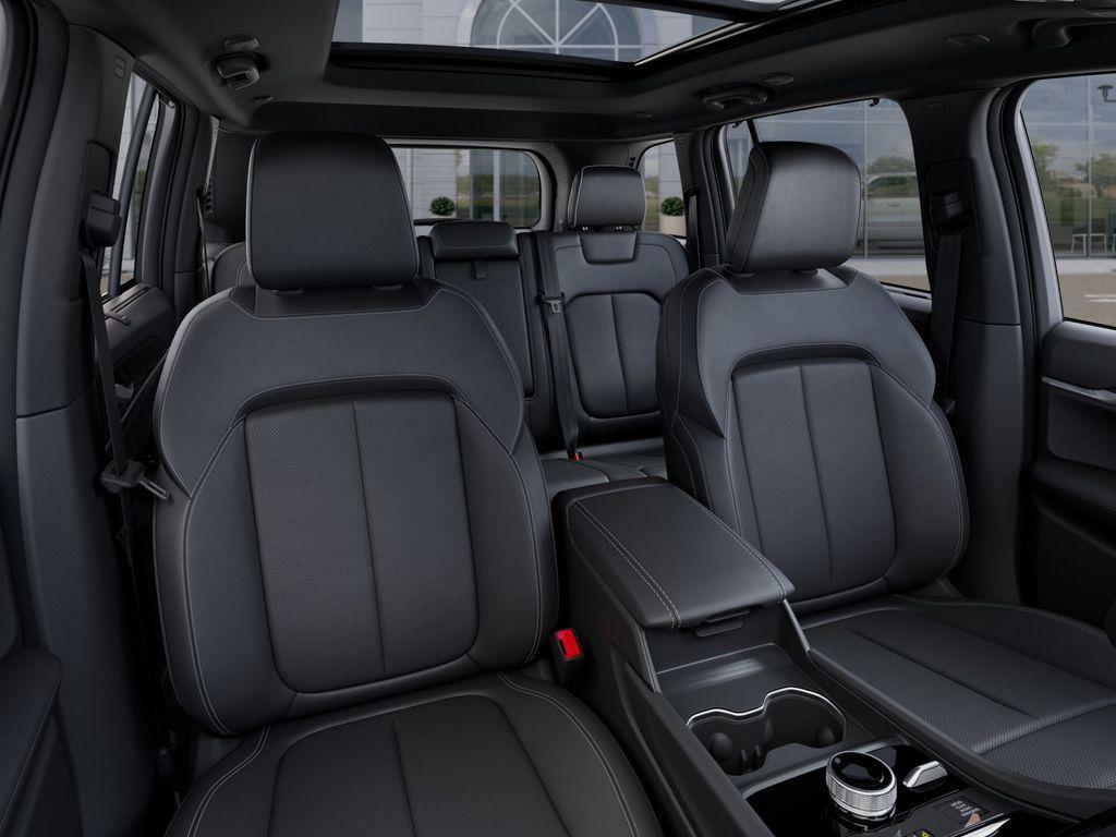 new 2025 Jeep Grand Cherokee car, priced at $45,006