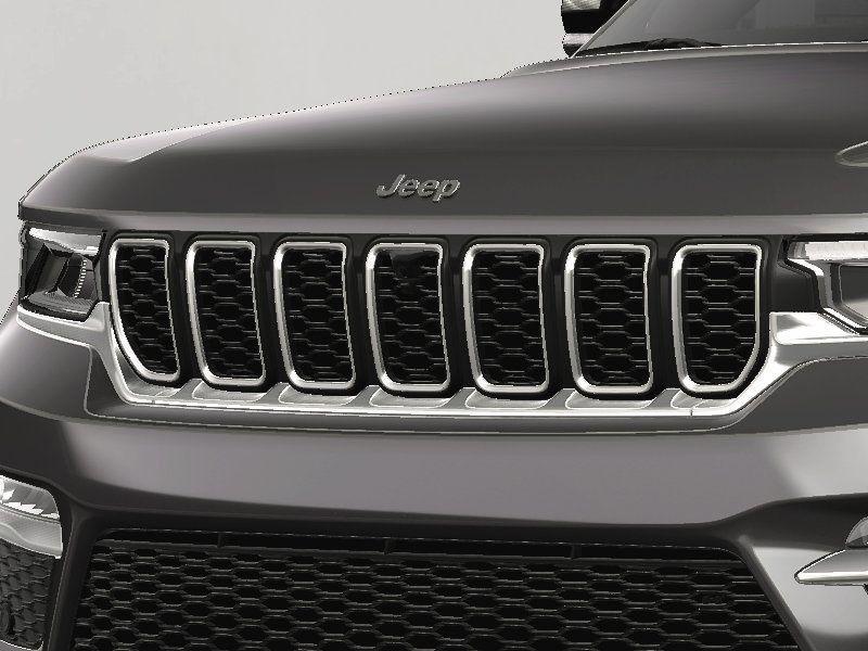 new 2025 Jeep Grand Cherokee car, priced at $47,006