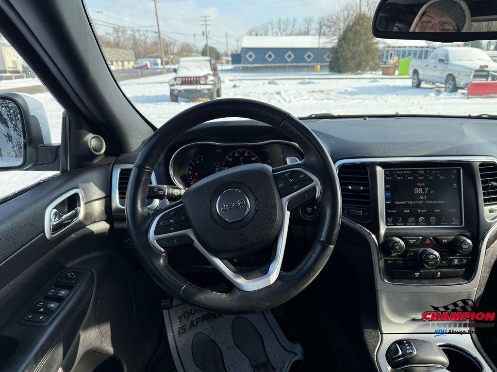 used 2015 Jeep Grand Cherokee car, priced at $14,500