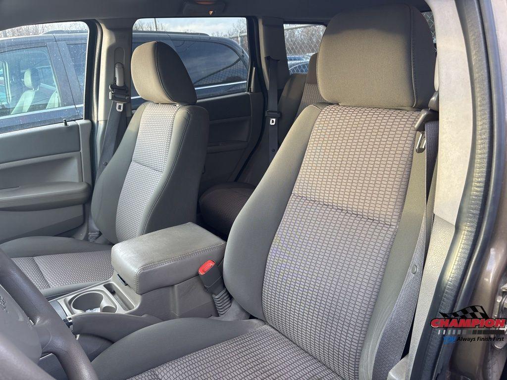 used 2009 Jeep Grand Cherokee car, priced at $8,375