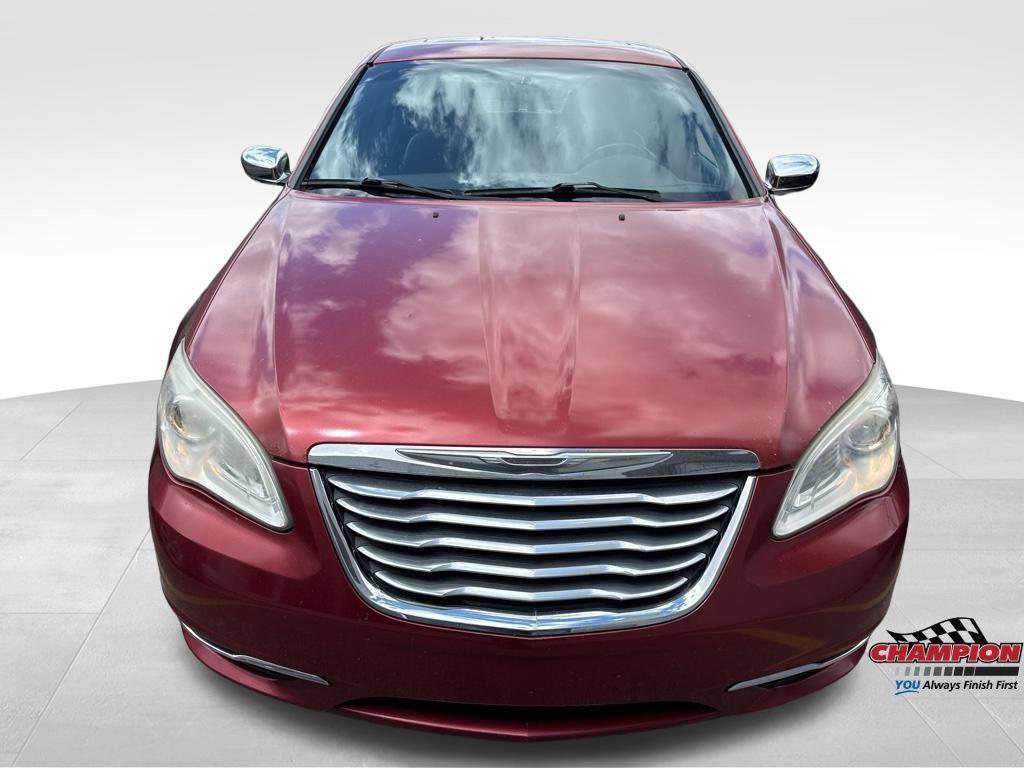 used 2011 Chrysler 200 car, priced at $4,800