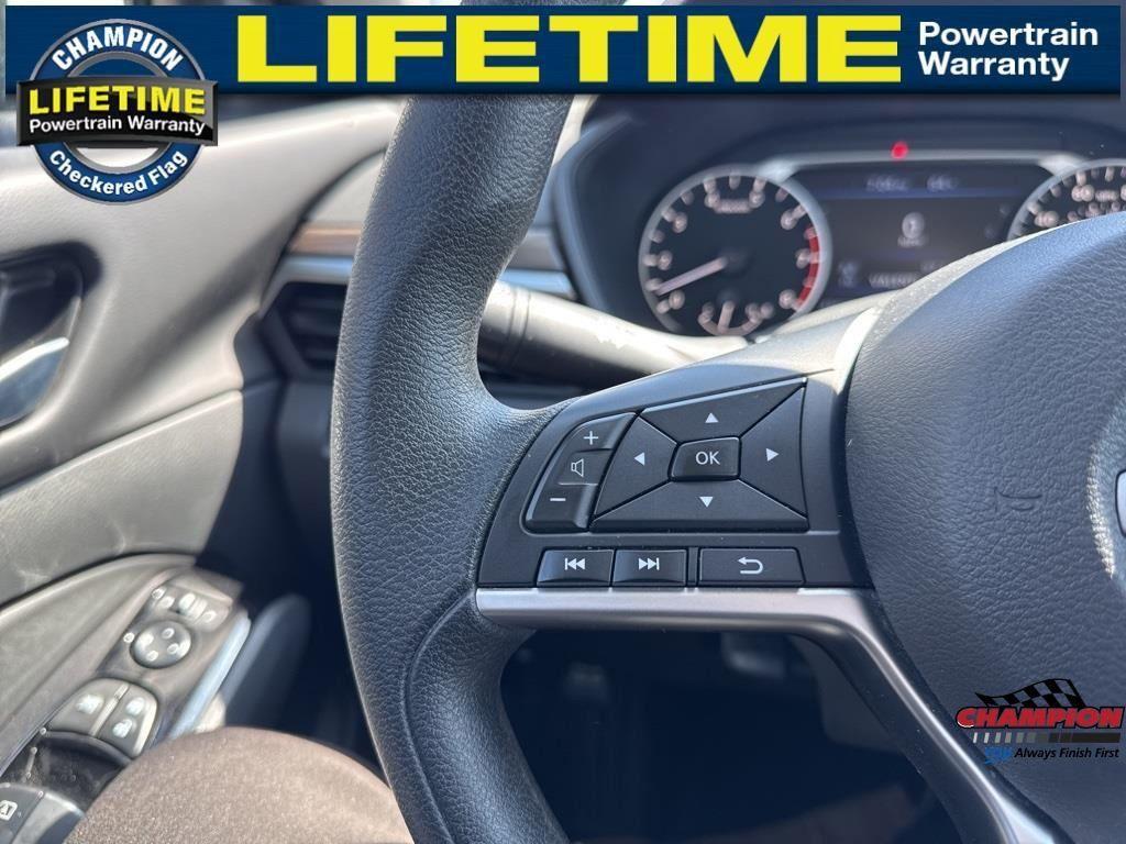 used 2023 Nissan Altima car, priced at $19,500