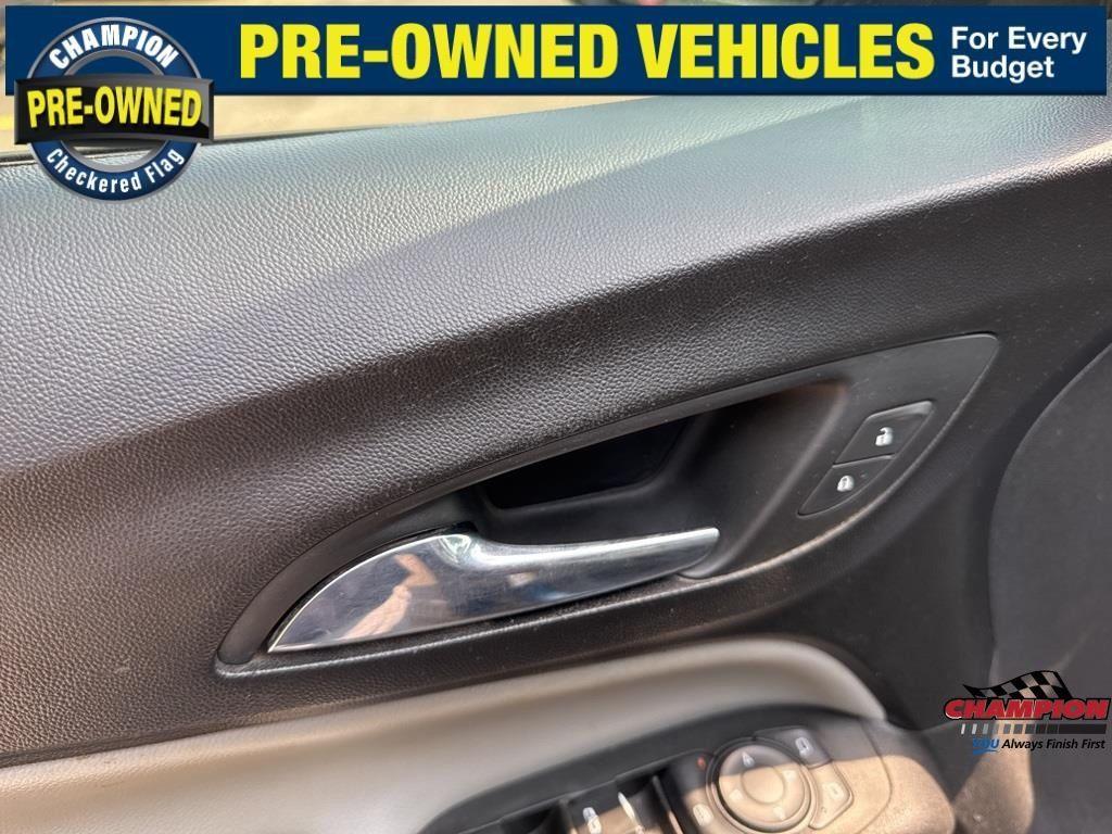 used 2020 Chevrolet Equinox car, priced at $13,800