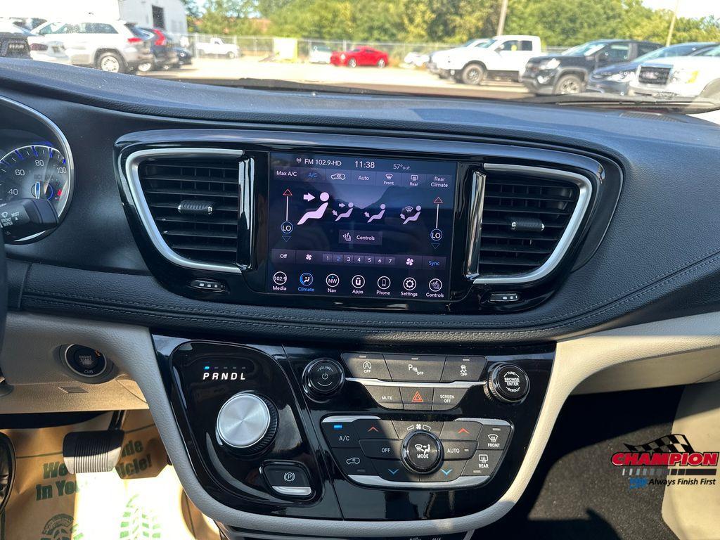 used 2020 Chrysler Pacifica car, priced at $14,000